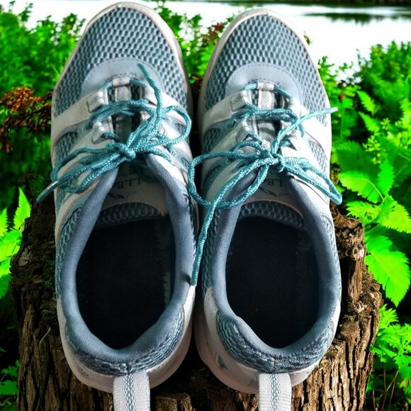 LL Bean Women's Size 7.5 Blue Mesh Hiking Trail Shoes 11703 - Picture 6 of 8